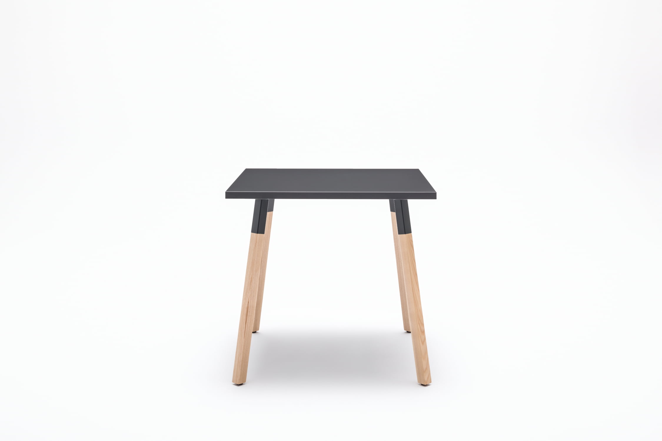 Mobilier bureau table avec pieds bois MDD